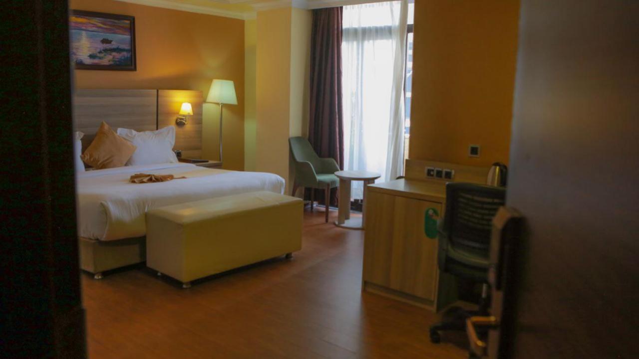 Holiday Hotel 亚的斯亚贝巴 外观 照片