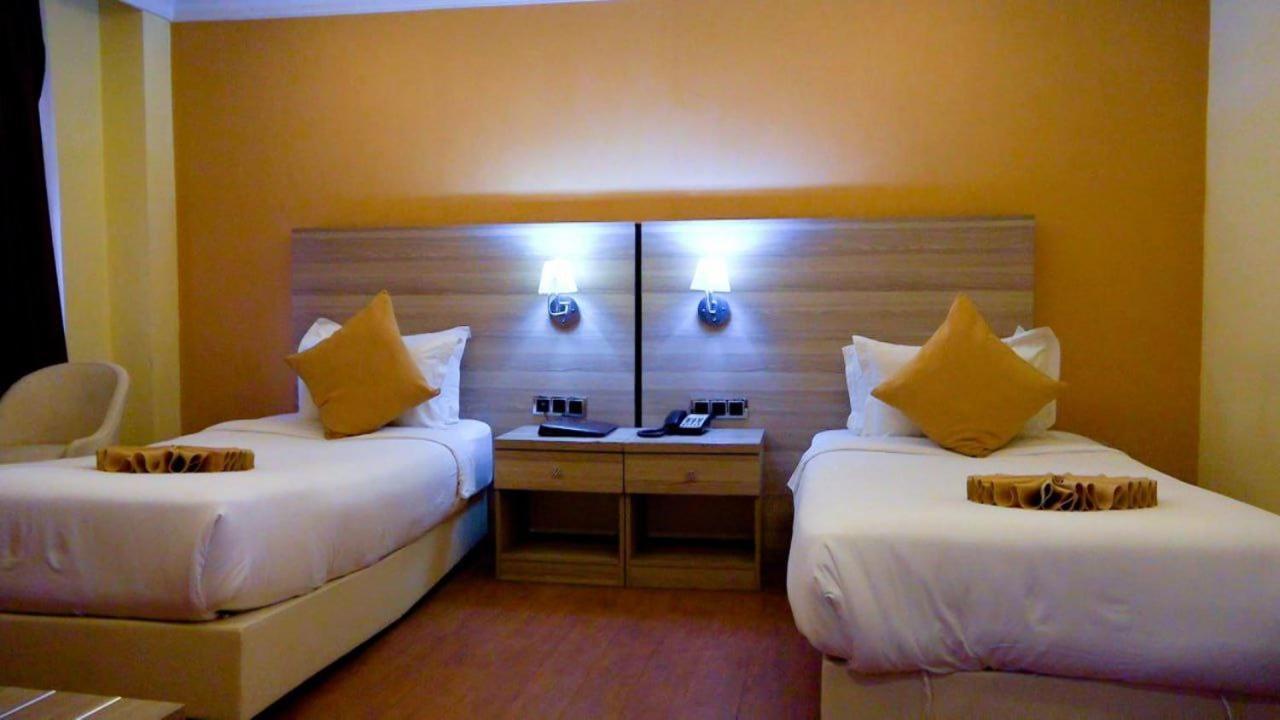 Holiday Hotel 亚的斯亚贝巴 外观 照片